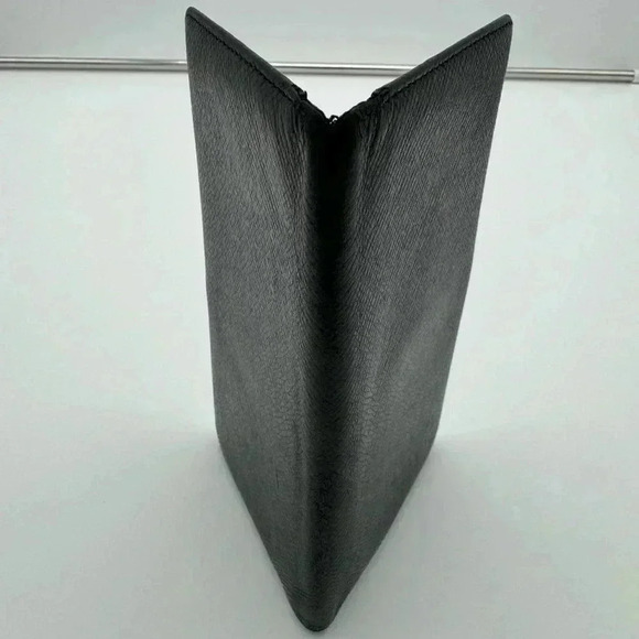 LOUIS VUITTON Taiga leather mens wallet - Picture 4 of 6